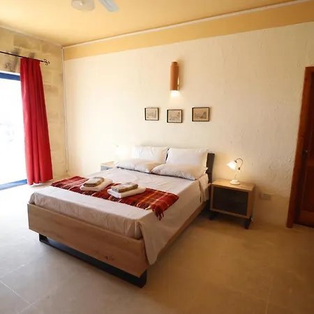 Bed & Breakfast Serenity