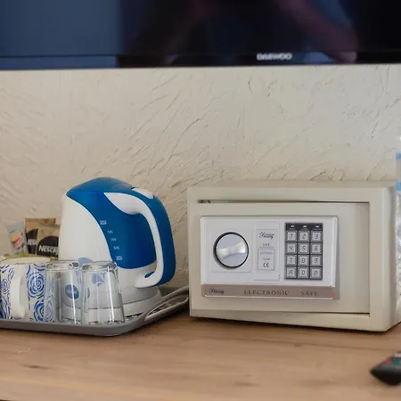 ベッド・アンド・ブレックファスト Serenity 4*