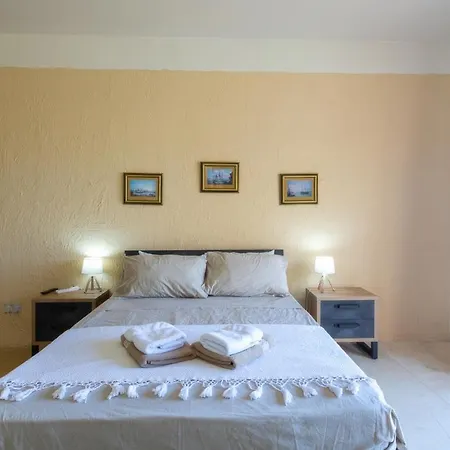 Serenity Bed & Breakfast *