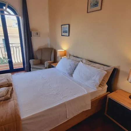 Bed & Breakfast Serenity *