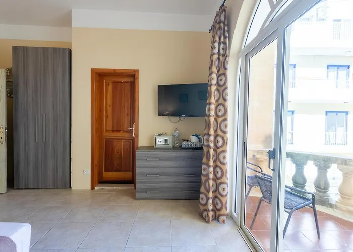 Alojamento de Acomodação e Pequeno-almoço Serenity 4*