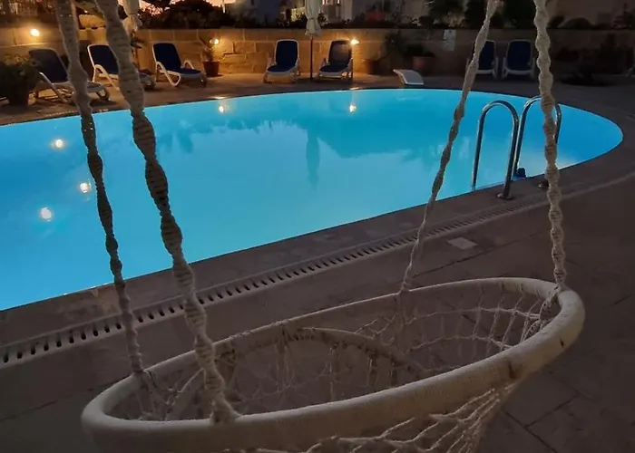 Bed & Breakfast Serenity 4*