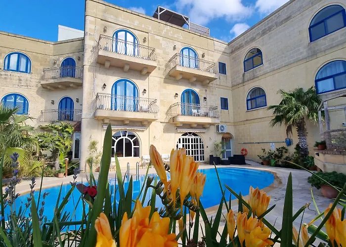 Bed & Breakfast Serenity 4*